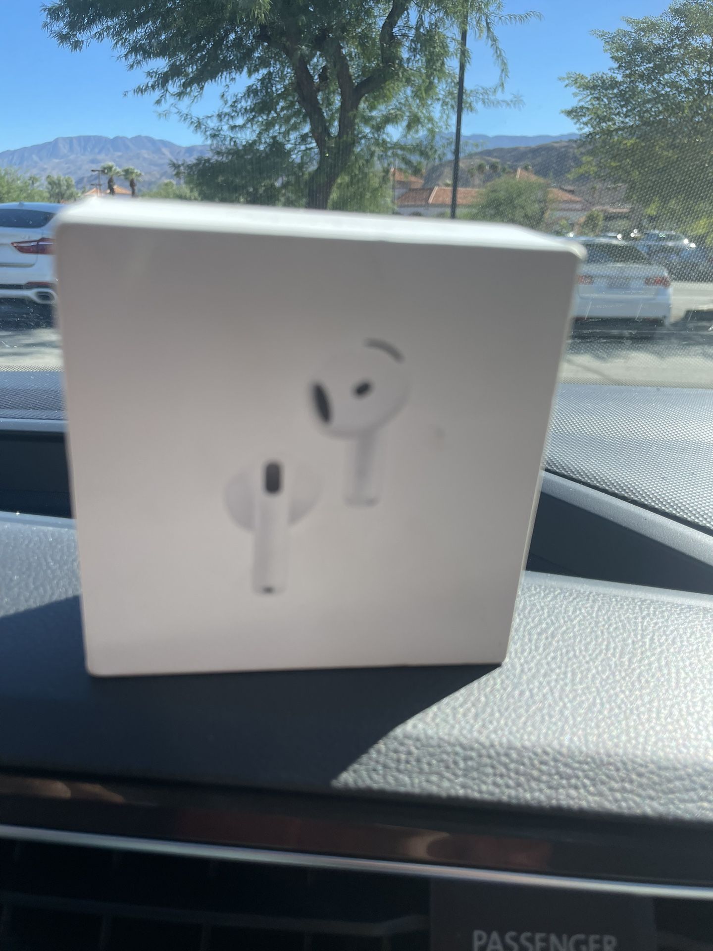 Apple Airpods Unopened