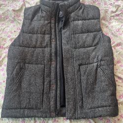 GAP Men's Gray Puffer Vest