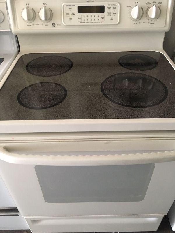GE OFF WHITE FLAT SMOOTH TOP STOVE OVEN RANGE ESTUFA WORKS PERFECT