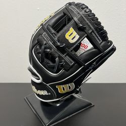 Wilson A2000 11.5 Inch Infield Baseball Glove