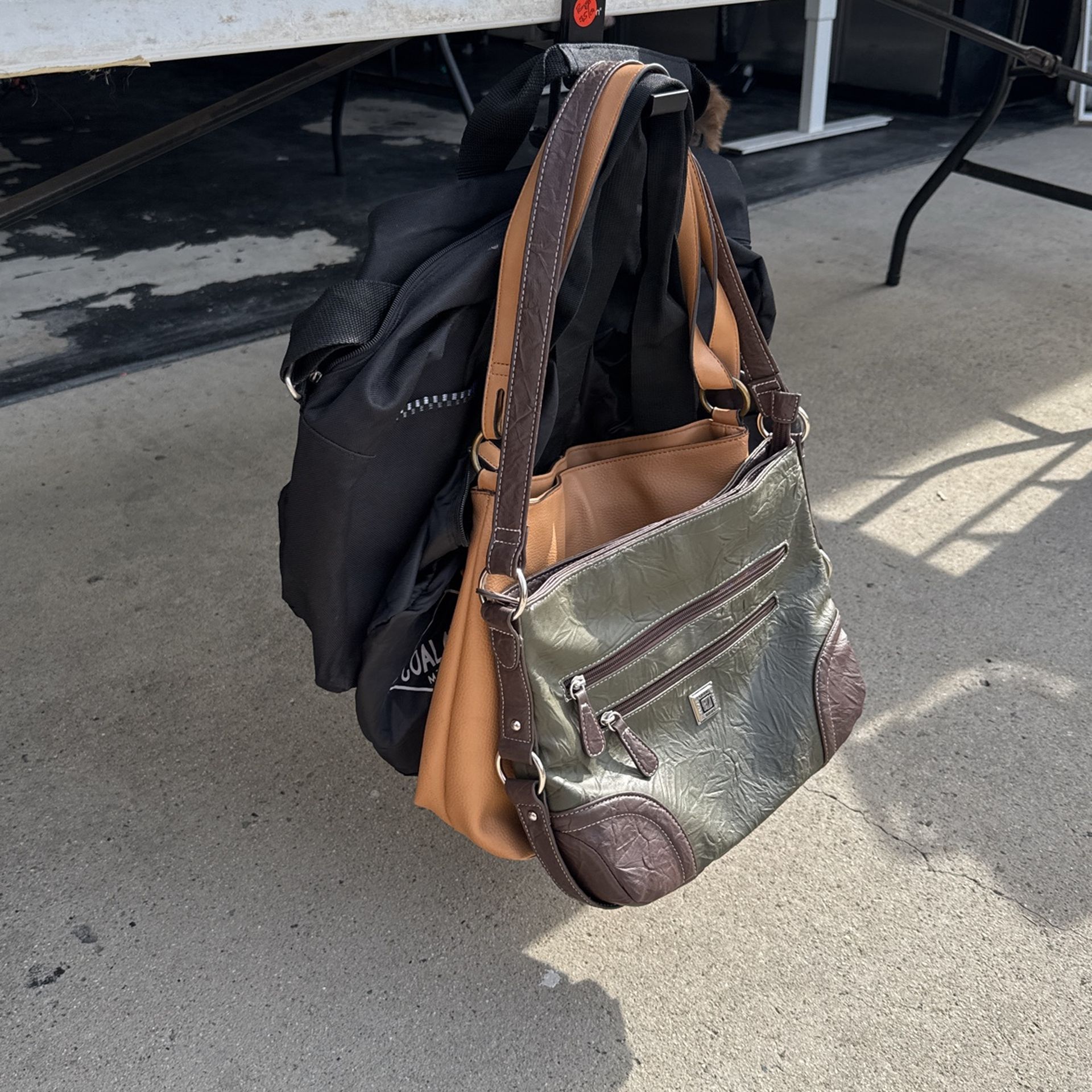 $5 Handbags!! Multiple Options!! $5 Today Only!