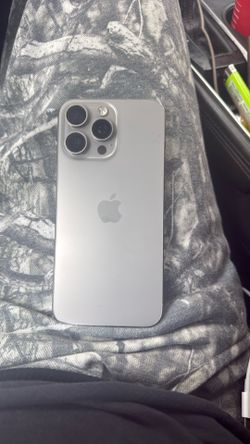 iPhone 15 Pro Max Brand new