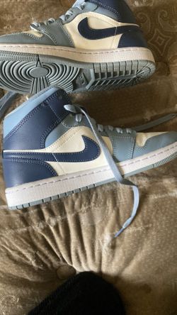 Jordans, Brand New Hardly Use Them. I Still Have The Box.