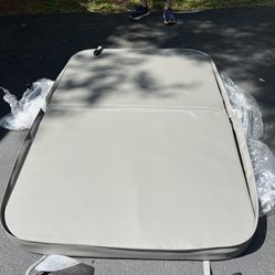 HOT TUB COVER LOCATED IN NORTHAMPTON Mass 