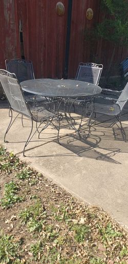 Black Iron Patio Set