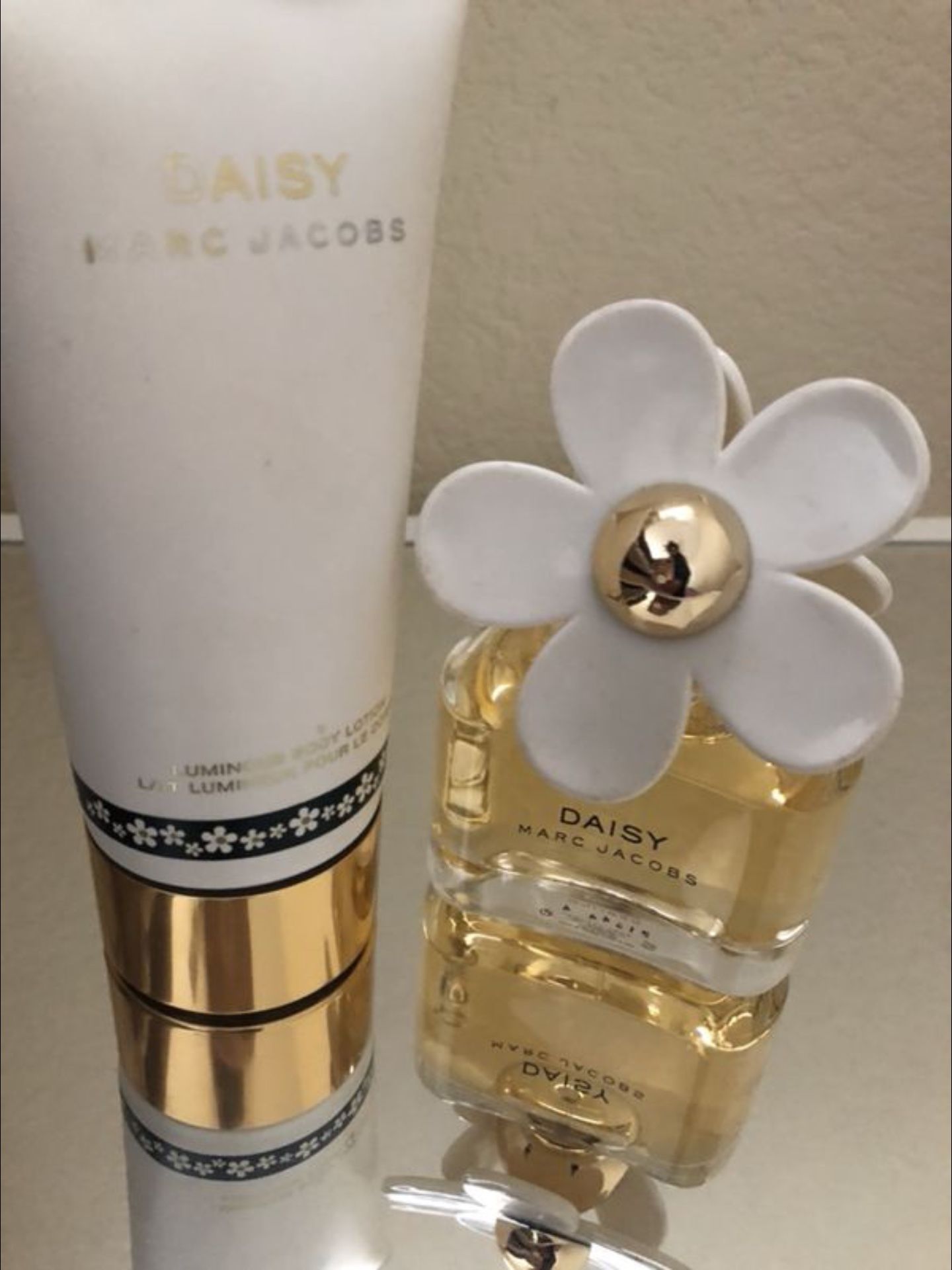 MARC Jacobs Daisy perfume and lotion