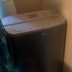 LG Lvn Portable Air conditioner 