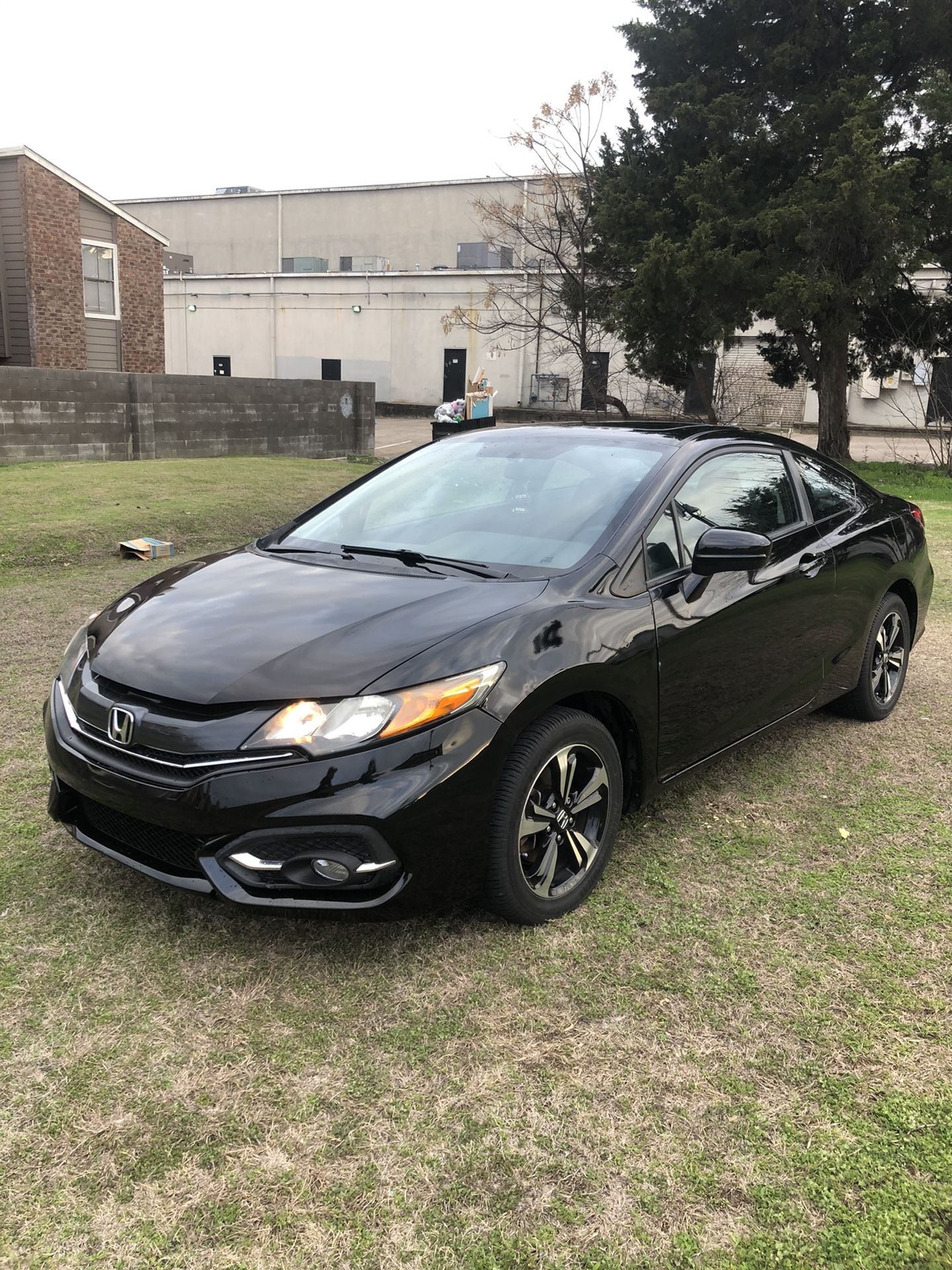 ///2014 HONDA CIVIC ONLY 64,000 MILES NAVIGATION REAR CAMERA BLUETOOTH BEAUTIFUL CAR CHEAP TODAY \\\