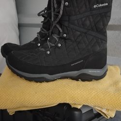 Columbia boots