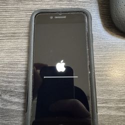 Used IPhone 8 - 64GB