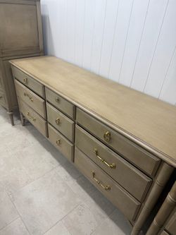 Drexel Vintage Dresser Oak
