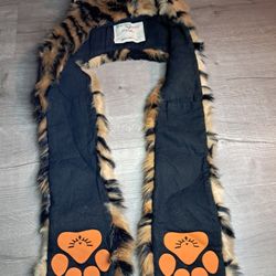 SPIRITHOODS
