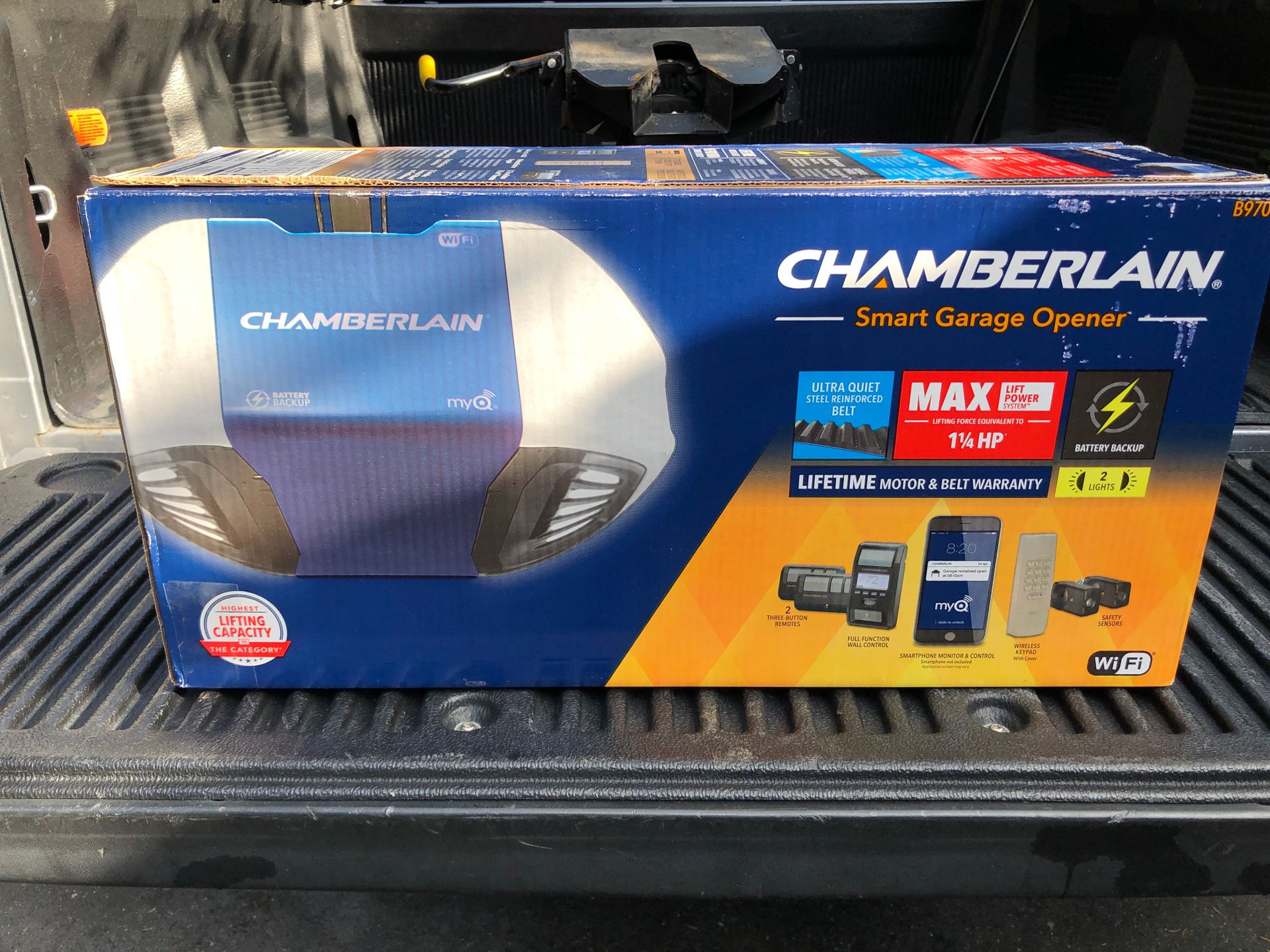 Chamberlain B970 1 1/4hp Smart for Sale in Woodinville, WA OfferUp