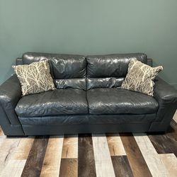 Couch!! Free Shipping!! 