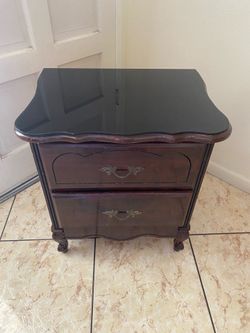 2 drawer night stand