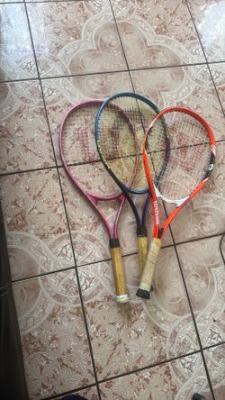 Tennis racket