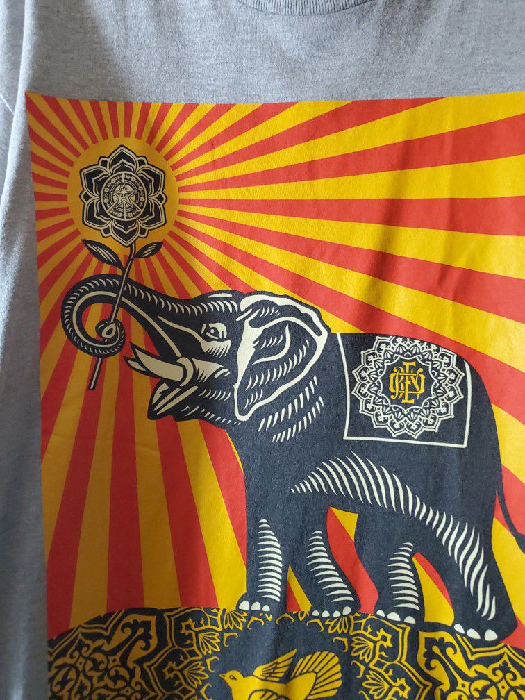 OBEY ELEPHANT GRAPHIC TEE