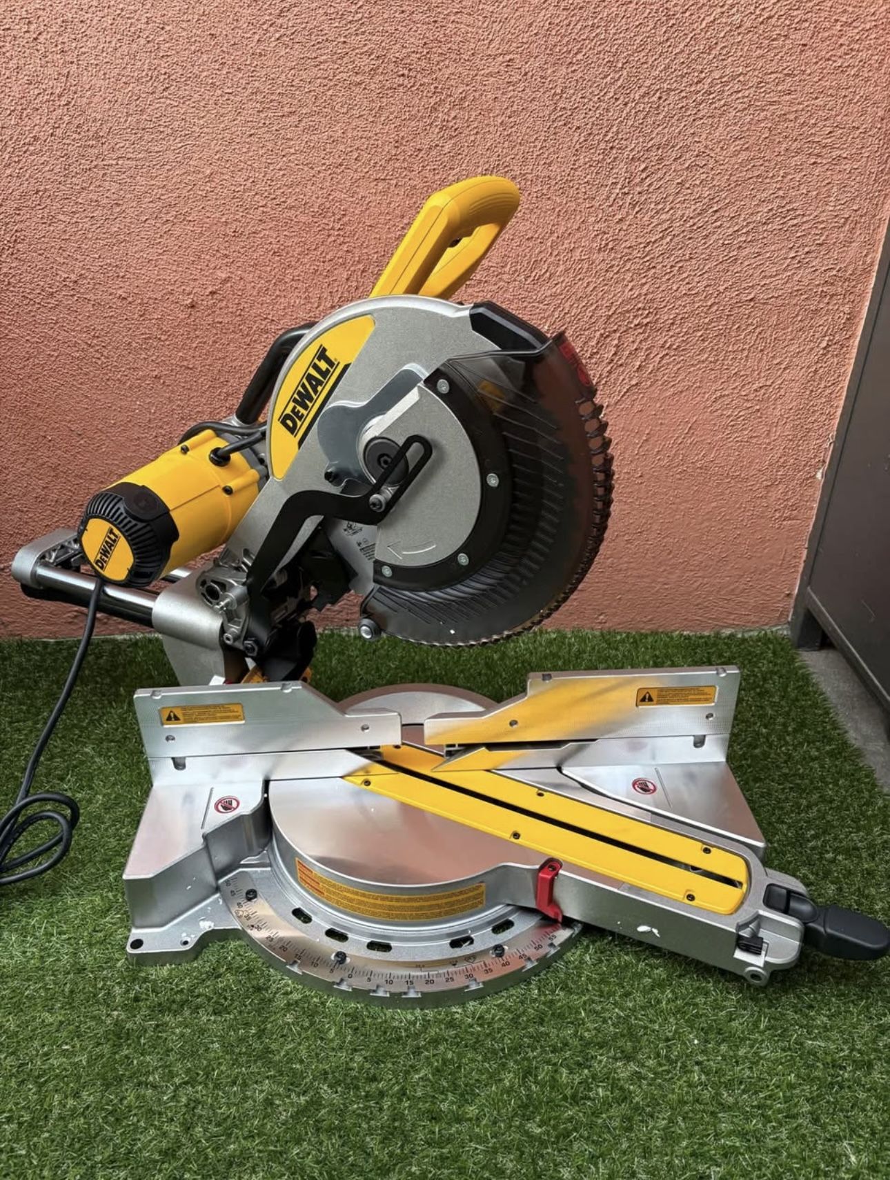 DEWALT 15 Amp Corded 12 in. Double Bevel Sliding Compound Miter Saw, Blade Wrench and Material Clamp