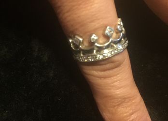 925 crown silver ring with cz size 7