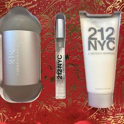 Carolina Herrera 212 NYC Perfume Set