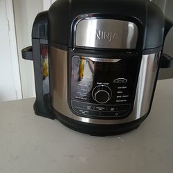 Ninja airfryer and pressure cooker