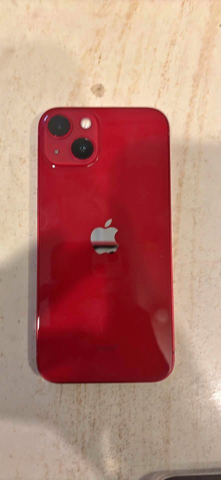 iPhone 13 product red
