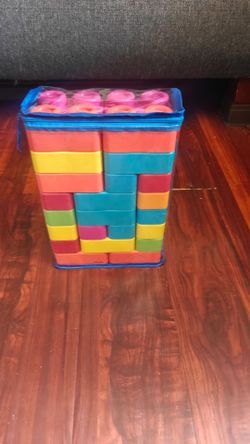Flexible building blocks