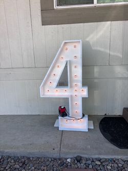 Marquee Numbers