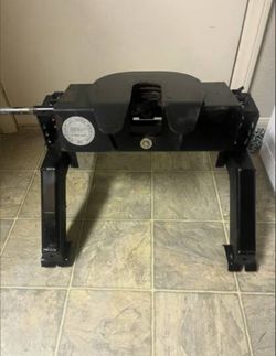 5th Wheel Hitch RBW