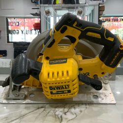 DeWalt DCS570 7 1/4” Cordless Circular Saw Works Great 