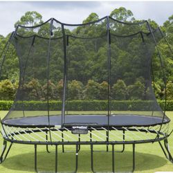 Springfree Trampoline  13 Ft Oval 