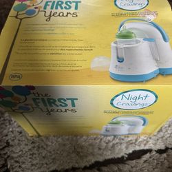Brand New in A Box Bottle Warmer And Cooler 