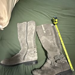 women’s Grey Knee-High Boots Size 7 1/2