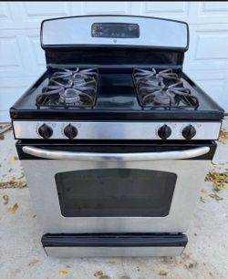 Gas stove