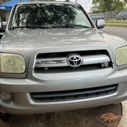 2005 Toyota Sequoia
