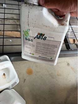 Grass liquid fertilizer