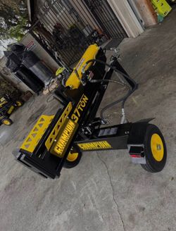 Champion Power Equipment 37 Ton 338cc Gas Powered Log Splitter with Vertical/Horizontal Operation
