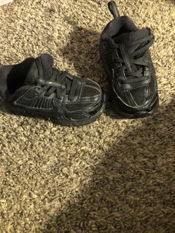 Toddler nike vomero size 8c