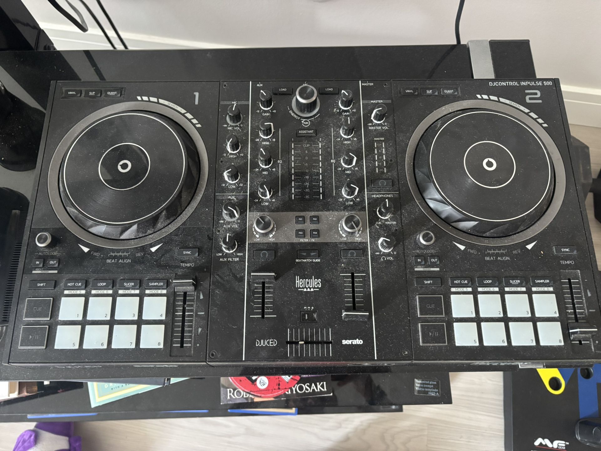 Dj Stand Working