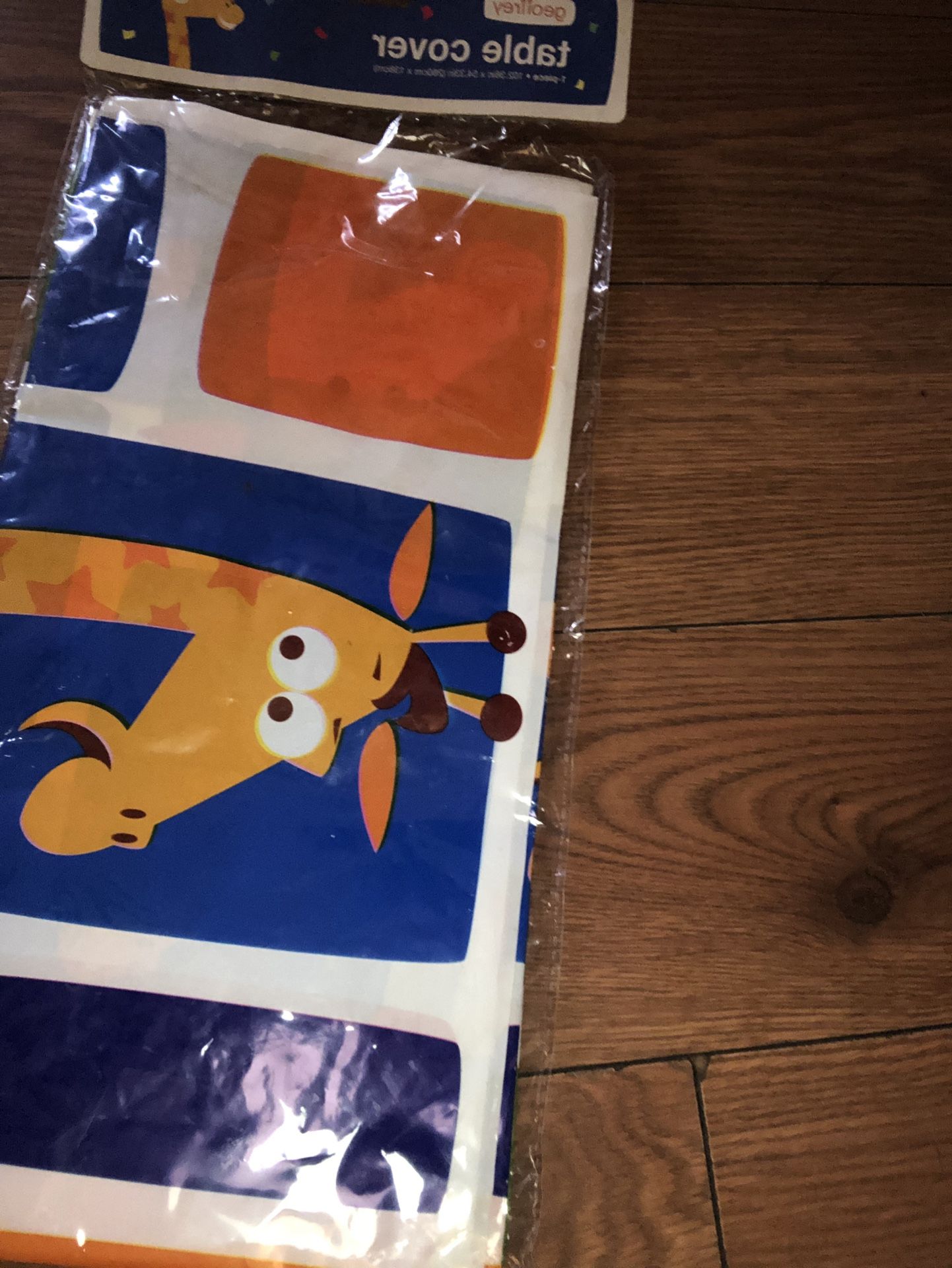 Plastic Table Cover Giraffe Toys R Us