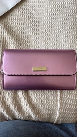 Kate Spade pink wallet🩷