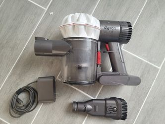 Dyson SV03 Vacuum. For Parts Only.