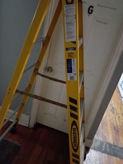 Werner industrial 6ft. Fiberglass ladder model#7306