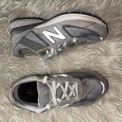 New Balance 990 Women Shoes Size 7.5