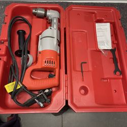 Like new. Milwaukee Heavy Duty Right Angle Drill.