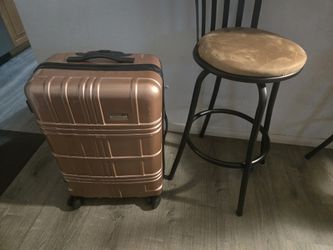Luggage Jessica Simpson Zipper Broken At The Top