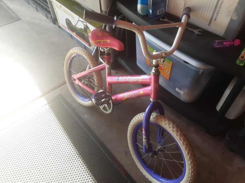 NEXT GIRLS BIKE 16 INCH BY 1.95. (LIL.GEM)! NEXT