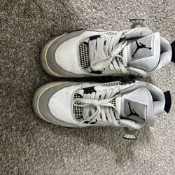 Jordan 4