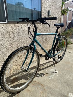 Motiv Mountain Bike
