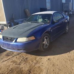 2004 Ford Mustang